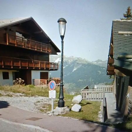 Apartment Chenus House